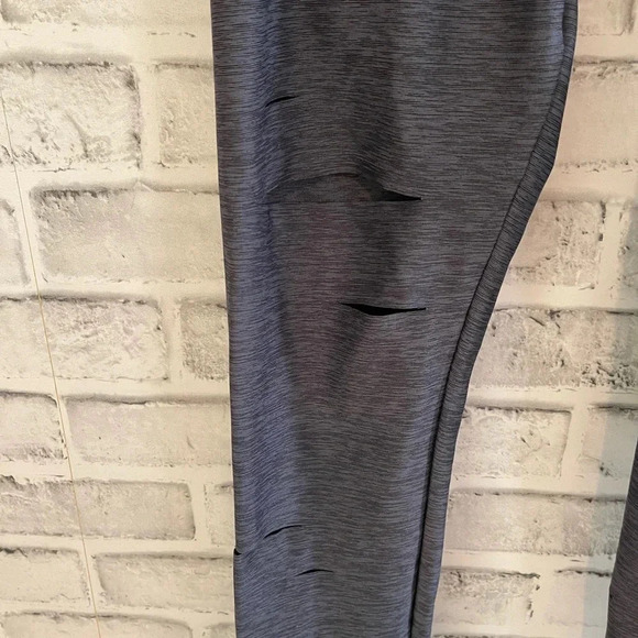 NWT! Victoria’s Secret PINK gray Heather high waist distressed leggings Small - Picture 4 of 7
